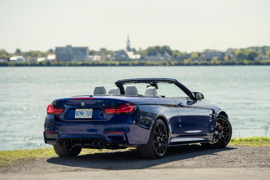  BMW M4 Convertible (F83) 2017 года  (NA) (фото 2 из 24)